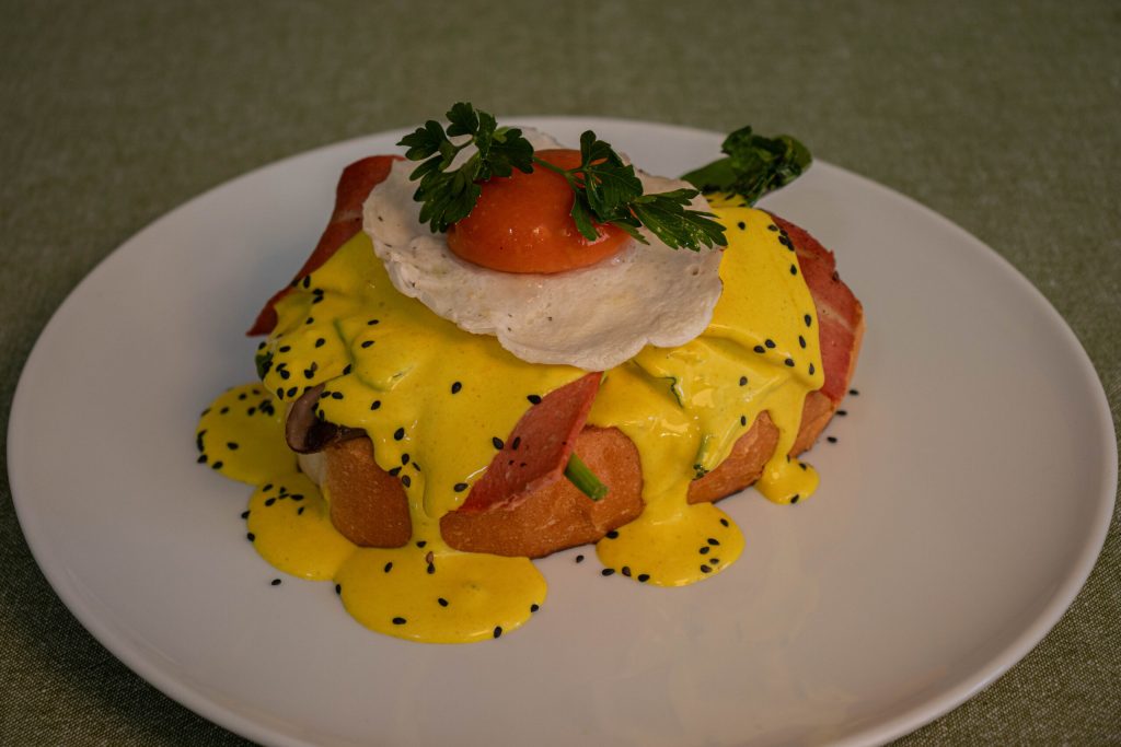 Vegan Ovos Benedict